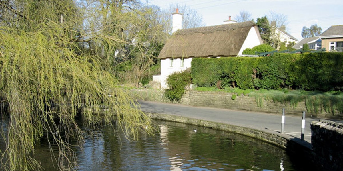 Chris Davies Estate Agents & Letting Agents Covering the Vale of