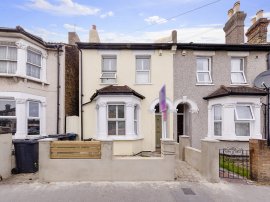 Frant Road, Thornton Heath photo