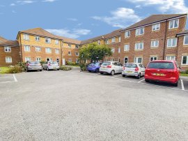 Canberra Court, Gosport thumb 2