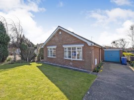 Roe Croft Close, Sprotbrough, DONCASTER thumb 1