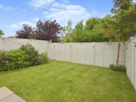 Maple Grove, Woburn Sands, Milton Keynes thumb 2