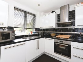 The Crescent, Cookley, Kidderminster thumb 3