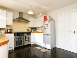 Sedbergh Close, Bradford thumb 2