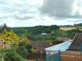 Woodthorpe Drive, BEWDLEY thumb 3