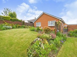 Meadowside Close, Wingerworth, Chesterfield thumb 2