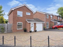 Lapwing Close, Kidderminster photo