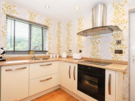 Lapwing Close, Kidderminster thumb 3