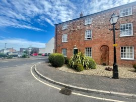 Eastgate Gardens, Taunton photo