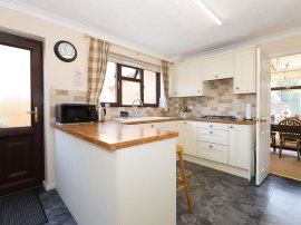 Cardinal Drive, Kidderminster thumb 3