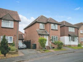 Greenacres Drive, Hailsham photo