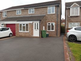 Hawthorn Way, Stoke Gifford, BRISTOL photo