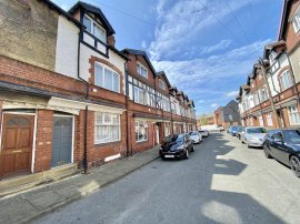 Hawthorn View, LEEDS photo