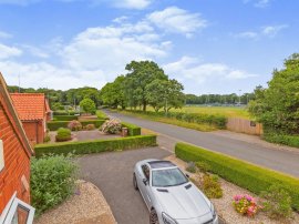 Kelling Road, Holt thumb 2