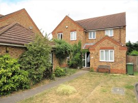 Estfeld Close, Hoddesdon photo