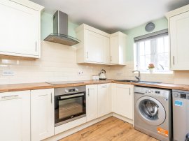 Jessica Crescent, Totton, Southampton thumb 3
