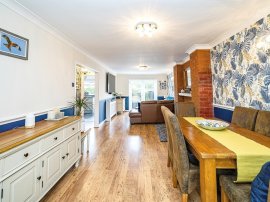 Green Close, Taplow, Maidenhead thumb 3