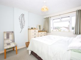 Martins Close, Wells thumb 2
