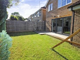 Foster Close, Cheshunt, Waltham Cross thumb 3