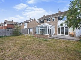 Llewellyn Close, Chelmsford thumb 2
