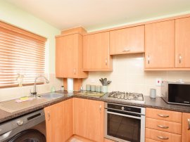 Yaffle Crescent, Desborough, Kettering thumb 2
