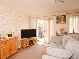 Yaffle Crescent, Desborough, Kettering thumb 3