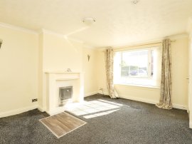 Invergarry Drive, Thornliebank, Glasgow thumb 3