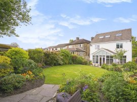 Cavendish Grove, Guiseley, Leeds photo