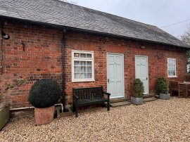 Holcot Lane, Sywell, NORTHAMPTON photo