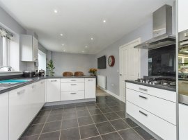 Grove Lane, Hemsworth, Pontefract thumb 2