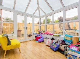 Chestnut Close, Sleaford thumb 3