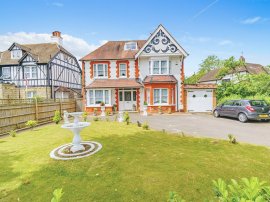 Massetts Road, Horley thumb 1