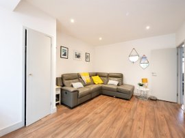 Fir Copse Road, Waterlooville thumb 3
