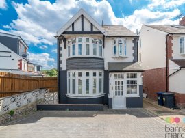 Ferncroft Avenue, London photo