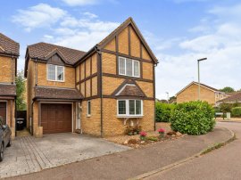 Roebuck Close, Hertford thumb 1
