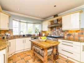 Yarmouth Road, Ellingham, Bungay thumb 3