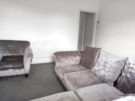 Grantham Road, SLEAFORD photo