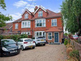 London Road, Hailsham thumb 1