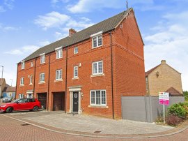 Turner Drive, ELY thumb 1