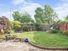 Buie Close, Sparcells, SWINDON thumb 2