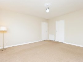 Hawthorn Street, Clydebank thumb 3