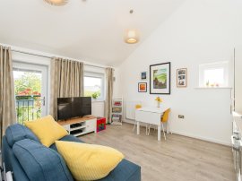 Barstow Mews, Castleford thumb 3