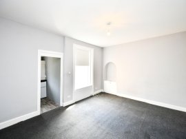 Fullarton Street, Kilmarnock thumb 3