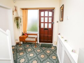 Denhall Close, Chester thumb 2