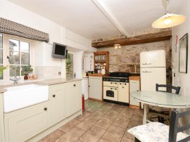 Calver Road, Baslow, Bakewell thumb 3
