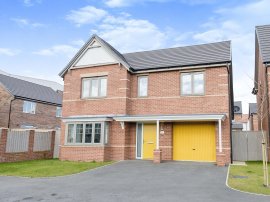 Lance Grove, PONTEFRACT photo