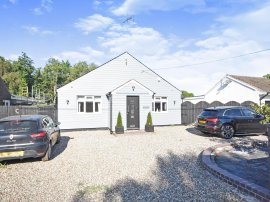 Boyton Cross, Roxwell, Chelmsford thumb 2