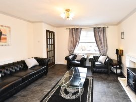 Smithstone Court, Girdle Toll, Irvine thumb 2