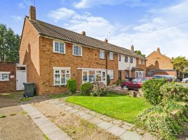 Beechfield Walk, Waltham Abbey thumb 1