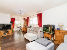 Claydon Drive, Lowestoft thumb 2