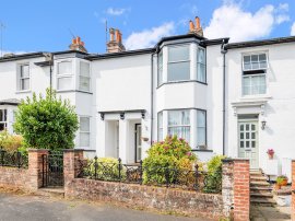 Harrow Close, Dorking photo